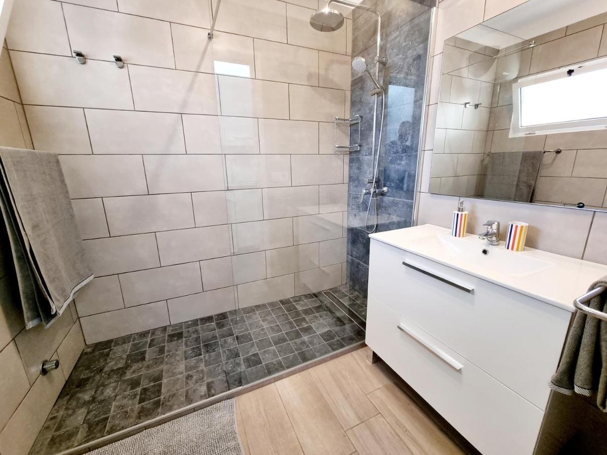 Apartamento Norma 8 Playa Roca Costa Teguise Extérieur photo